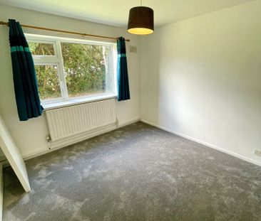 Hamworthy, Poole, Dorset - Photo 4