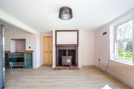 5 bedroom detached house to rent - Photo 4