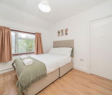 4 bedroom detached house to rent - Photo 5