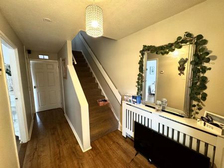 3 bedroom terraced house to rent - Photo 2