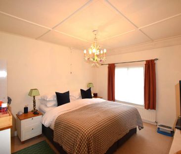 4 bedroom semi-detached house to rent - Photo 5
