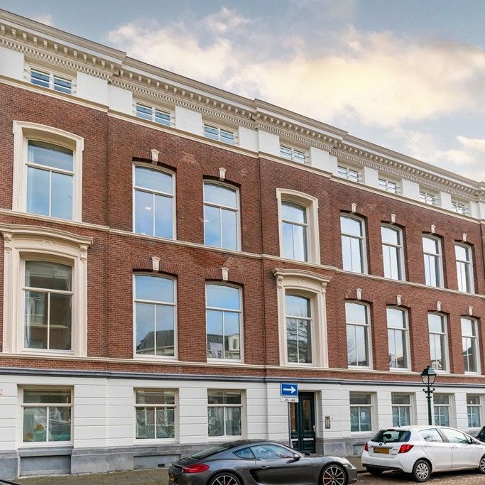 Te huur: Appartement Van de Spiegelstraat 19 F in Den Haag - Photo 1