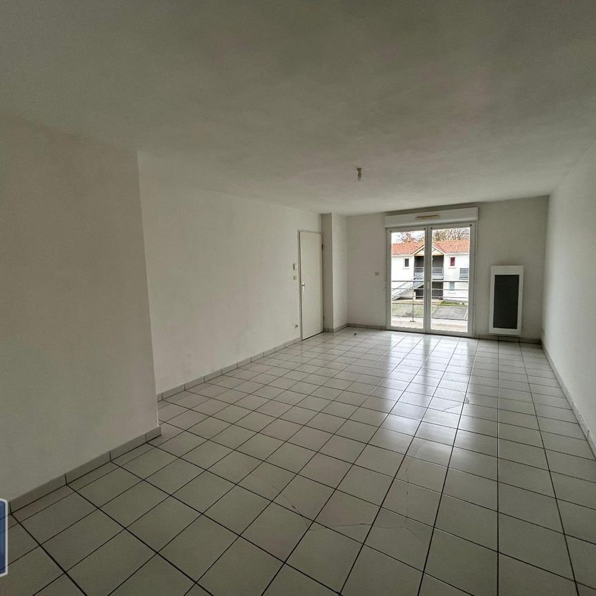 Location Appartement 2 pièces 50m² BEAUNE LES MINES 87280 - Photo 1