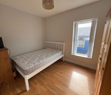 99 Kilburn Street, Donegall Road, Belfast, BT12 6JT - Photo 2