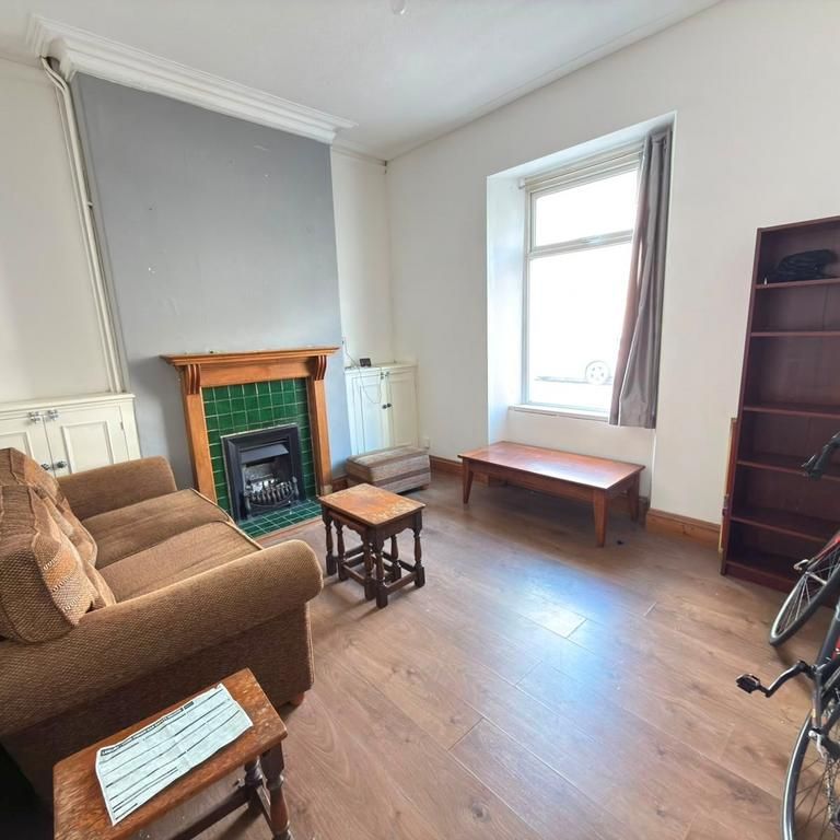 4 bedroom house to rent - Photo 1