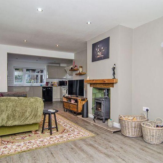 2 bedroom semi-detached house to rent - Photo 1