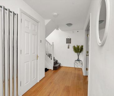 4 bedroom townhouse to rent - Photo 1