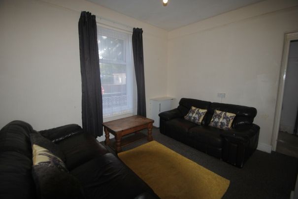 Student house on Stanfield Road - Photo 1