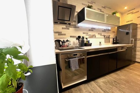 Maison de ville meublée quartier arènes 2 chambres et terrasse - Photo 3