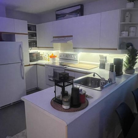 4 1/2 apartment Ste-Dorothee le 1 novembre - Photo 4