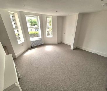 Kingsbridge Road, Lower Parkstone, Poole, BH14 - Photo 3