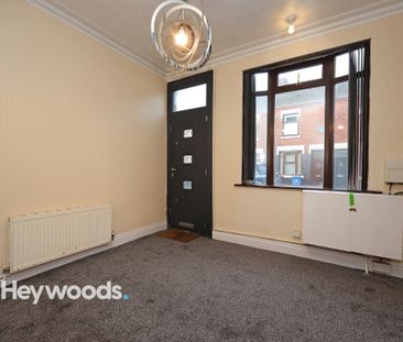 2 bed terraced house to rent in Stanier Street, Fenton, Stoke-on-Trent - Photo 4