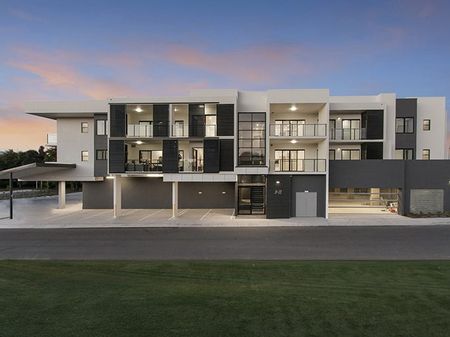 9/11 Kokoda Street, Idalia QLD 4811 - Apartment For Rent | Domain - Photo 2