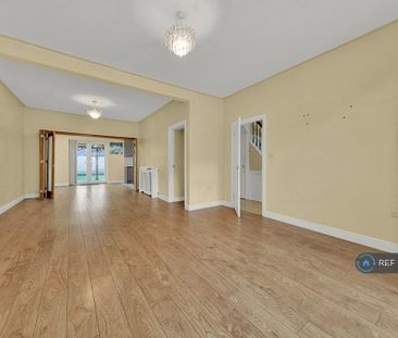 3 bedroom terraced house to rent - Photo 6