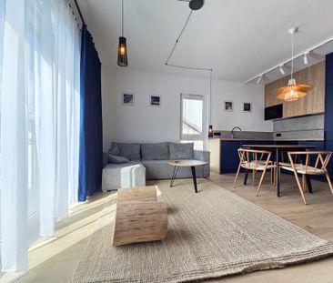 Nowoczesny salon z antresolą osiedle Storia Gdańsk - Photo 1