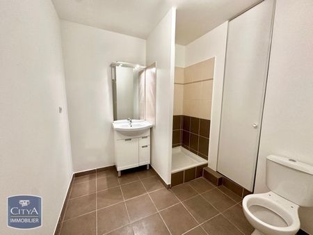 Location Appartement 2 pièces 39m² LA SEYNE SUR MER 83500 - Photo 5