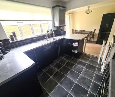 Pembroke Drive, Ingleby Barwick - Photo 5