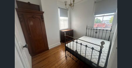 Renovated Furnished Apartment - Photo 4