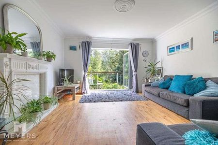 Bourne Banks, Branksome Wood Road, Bournemouth, BH4 - Photo 5