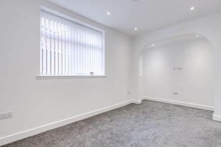 3 bedroom end of terrace house to rent - Photo 4