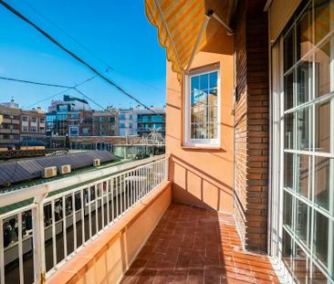 Carrer d'Occident, L'Hospitalet de Llobregat, Catalonia 08903 - Photo 6