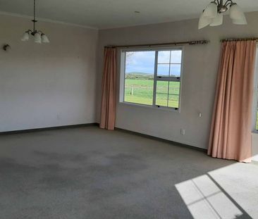 Large family home in the country - Photo 1