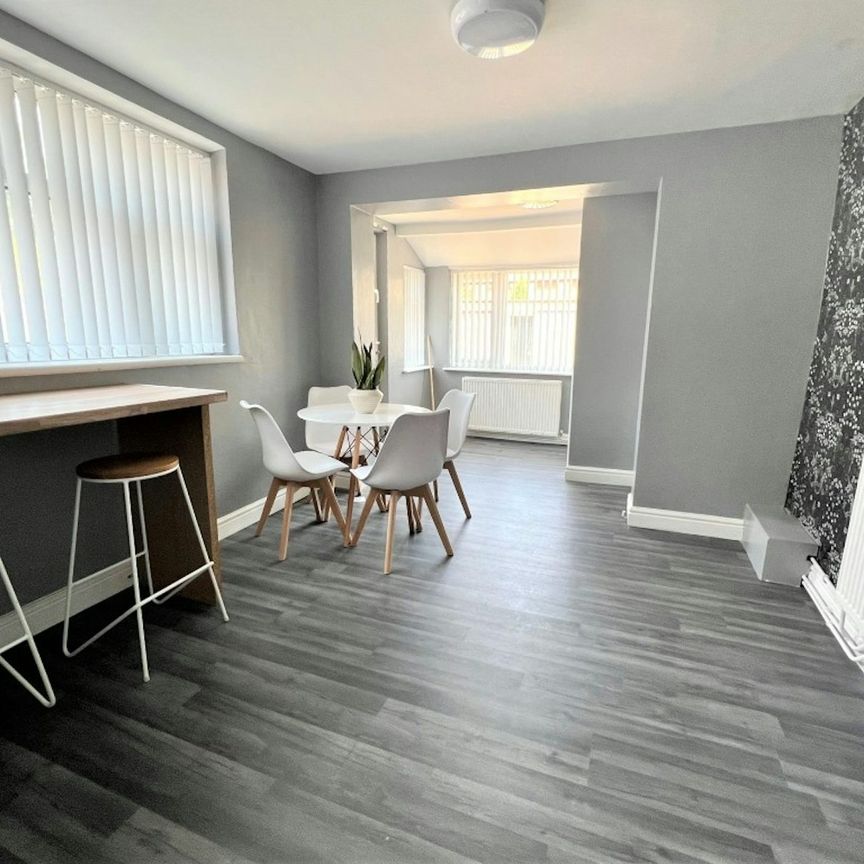 House share to rent on - Photo 1