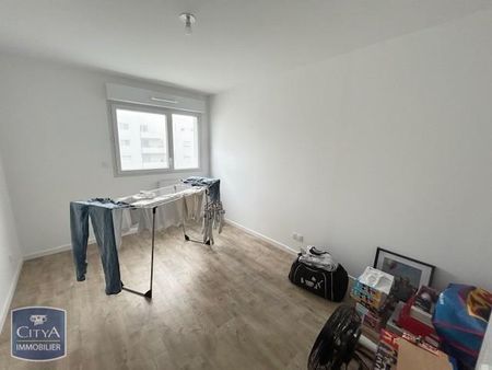 Location Appartement 3 pièces 63m² ST SEBASTIEN SUR LOIRE 44230 - Photo 2