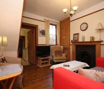 3 bedroom terraced house to rent - Photo 3
