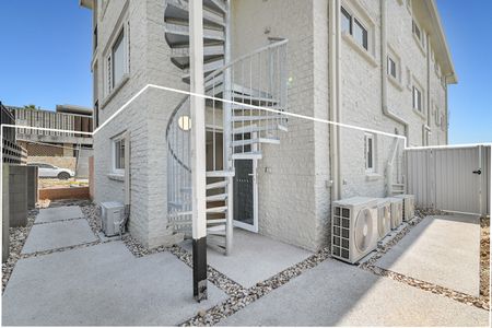 6/2 Surf Street, Mermaid Beach QLD 4218 - Apartment For Rent | Domain - Photo 5