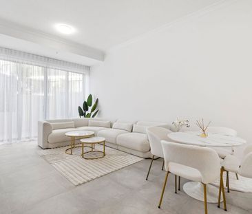 IMMACULATELY PRESENTED FULLY FURNISHED APARTMENT - FACILITIES INCLU... - Photo 1