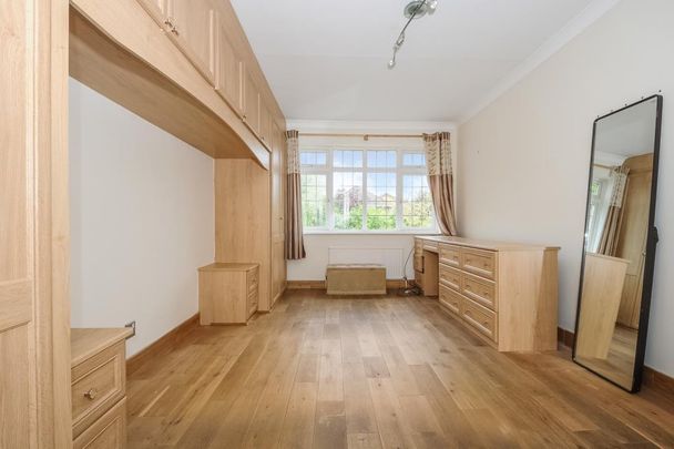 4 bedroom detached house to rent - Photo 1