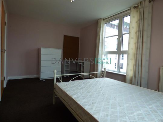 4 bedroom townhouse to rent - Photo 1