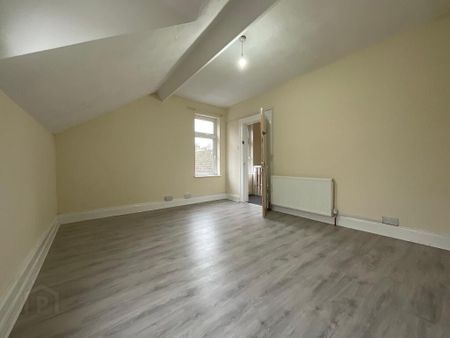 31 Woodvale Road, Belfast, BT13 3BN - Photo 3
