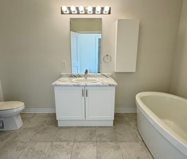 For Lease - 1 Beer Lane, Markham, Ontario - Photo 3