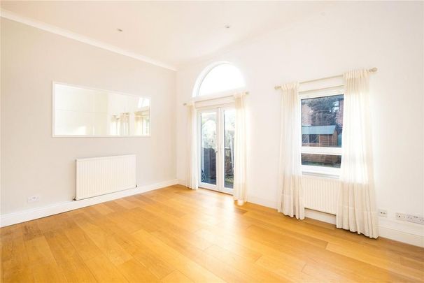 4 bedroom terraced house to rent - Photo 1