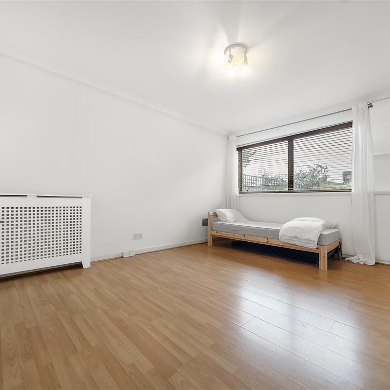 St, SW11, Mary Le Park Court - Photo 1