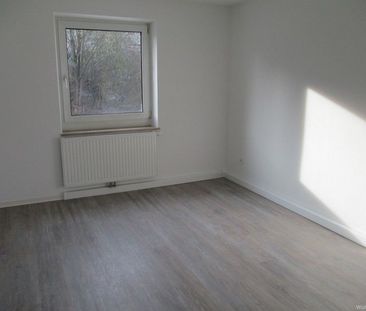 Renovierte 3 - Zimmer Wohnung mit Balkon in Stadtlage! - Photo 5