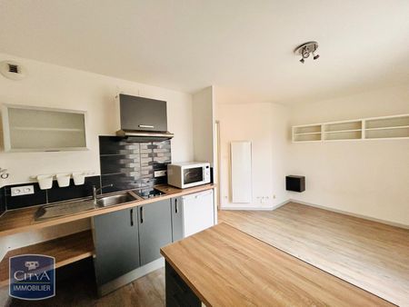 Location Appartement 1 pièce 21m² LAVAL 53000 - Photo 3