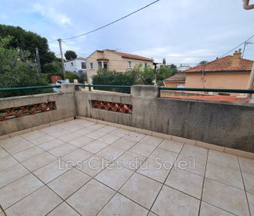 Location maison 3 chambres 95 m² Bandol - Photo 3