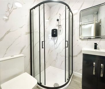 Weston Road, Guildford, Surrey, GU2 8AS - Photo 2