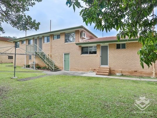 Newly Renovated 2-Bedroom Unit in the Heart of Nathan - Photo 1