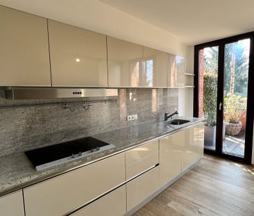 Stilvolle Architektur & erstklassige Lage: Exklusive 3,5-Zimmer-Woh... - Photo 2