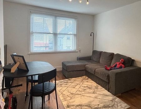 Beaumont Road, Worthing, BN14 1 bedroom apartment to rent - Photo 2