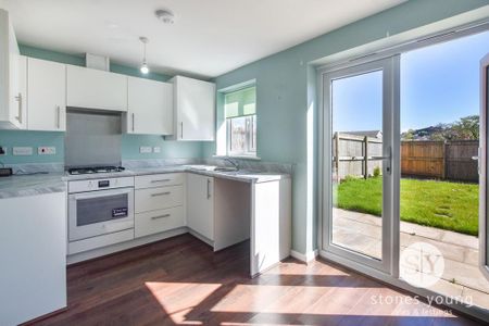 2 bedroom semi-detached house to rent - Photo 3