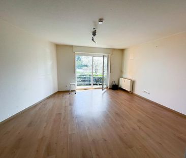 Diese schöne gepflegte EG-Wohnung mit Küchenzeile und Balkon wartet... - Foto 1