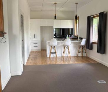 Size & space in Saint Andrews - Photo 5