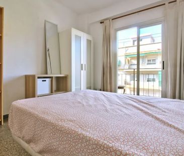 Carrer del Poeta Mas y Ros, Valencia, Valencian Community 46022 - Photo 1