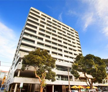 Sunday Apartments: Modern and Spacious One Bedroom Apartment! - Photo 4