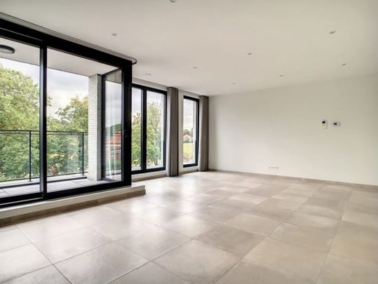 Appartement te huur - Photo 1